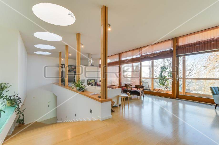 23fd5662 5542 4a40 baa7 d95d385c7a2b