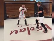 UFC borac ošamario Marka Zuckerberga i zapalio društvene mreže Mark Zuckerberg