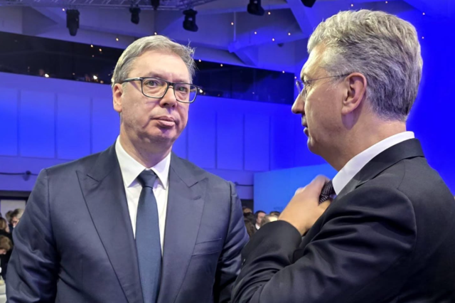 65575f8637f228d6dcda 65575f8637f228d6dcda