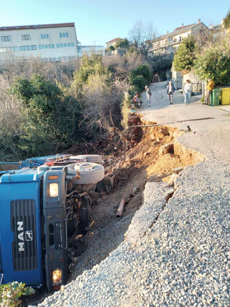 636846290 2390850664686037 936951263177717573 n