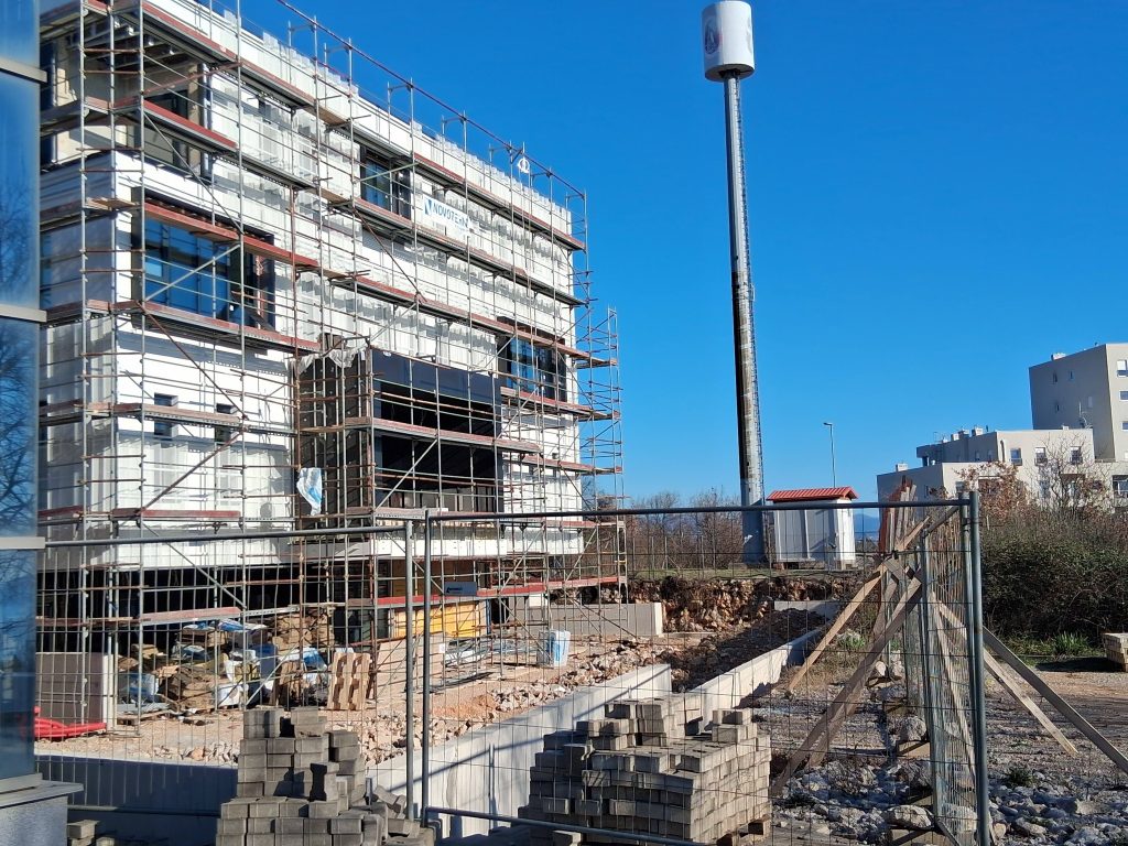 641461795 917327540702309 4662017129515073449 n