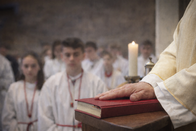 ChatGPT Image 13. velj 2026. 12 06 30