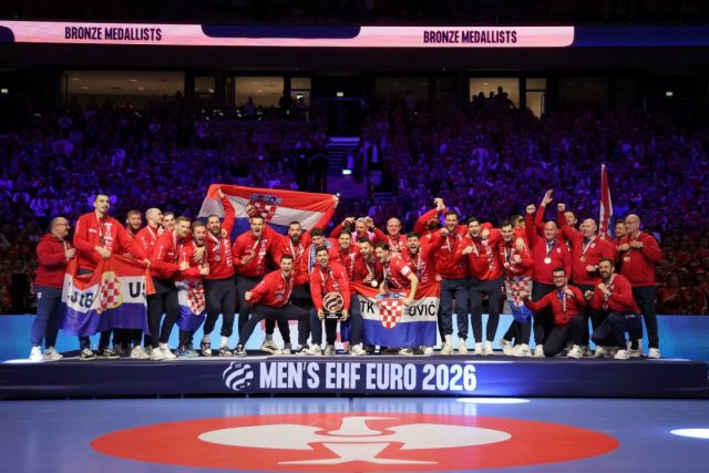 Hrvatska rukometna reprezentacija foto by HRS 1200x800