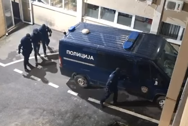 aa093873 144b 412b 973f 064536c12539