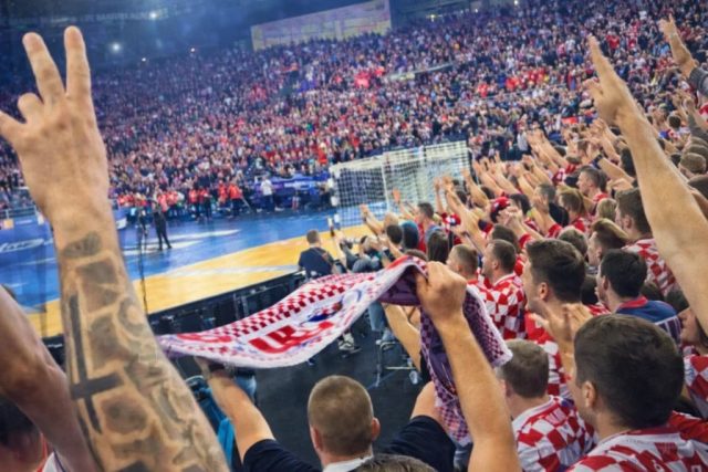 fccdd600 f8f5 47bd b993 f40792eb4fa6 fccdd600 f8f5 47bd b993 f40792eb4fa6