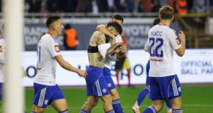 a2db9fbb 5371 4600 aae8 36bf91a5c6f9