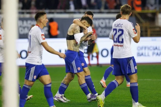 a2db9fbb 5371 4600 aae8 36bf91a5c6f9 a2db9fbb 5371 4600 aae8 36bf91a5c6f9