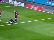 d2dc27d9 8084 4c86 bccc 9229bce96131