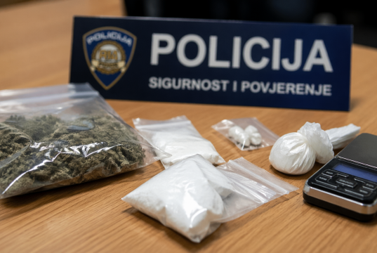 3d6ae6b3 a75d 4e08 a958 ed0444f28615