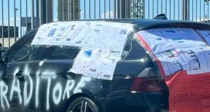 Auto imbrattata tradimento Altamura 2