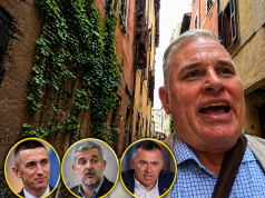 Muškarac govori u uskoj ulici europskog grada, dok su u donjem dijelu fotografije prikazane tri kružne fotografije hrvatskih političara.