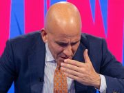 VIDEO: Šokantan ispad Di Canija u emisiji uživo– glavom udarao o stol, potekla krv c4c4ded8 88bd 4d98 be30 507da3fd1e7c