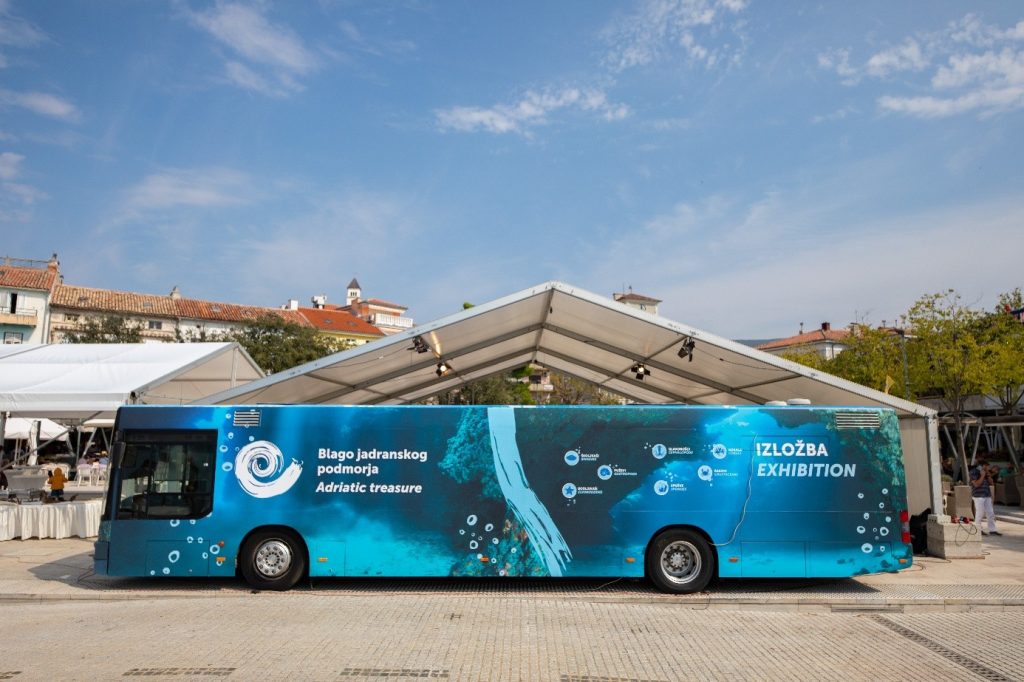autobus izložba